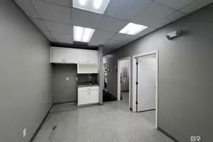 810 E Craig St, Atmore, AL 36502 - Photo 25