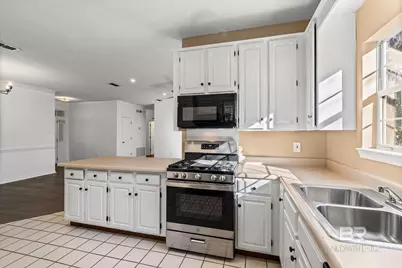 1263 E Smithfield Road, Mobile, AL 36695 - Photo 9