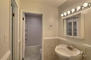 132 W Satsuma Ave, Foley, AL 36535 - Photo 13