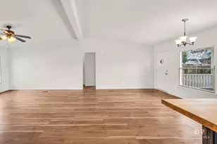 102 S Wren Ln, Robertsdale, AL 36567 - Photo 21