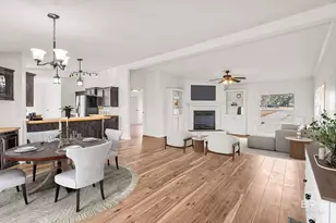 102 S Wren Ln, Robertsdale, AL 36567 - Photo 11