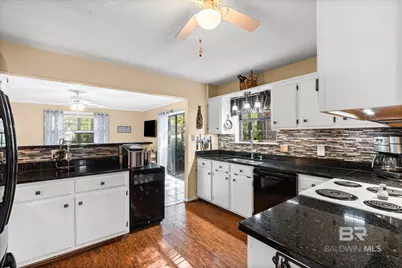 513 3rd Street, Fairhope, AL 36532 - Photo 9