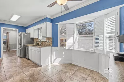 6017 Laurel Wood Court, Mobile, AL 36609 - Photo 5