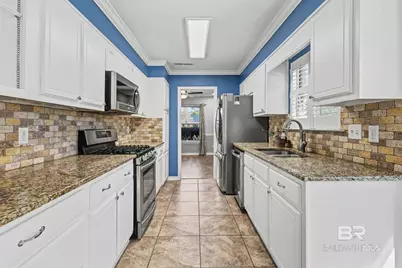 6017 Laurel Wood Court, Mobile, AL 36609 - Photo 3