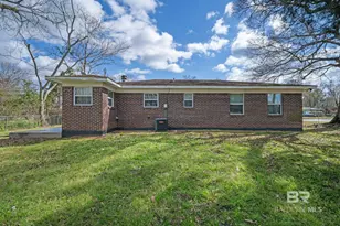 201 E Magnolia St, Bay Minette, AL 36507 - Photo 5