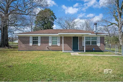 201 E Magnolia Street, Bay Minette, AL 36507 - Photo 1