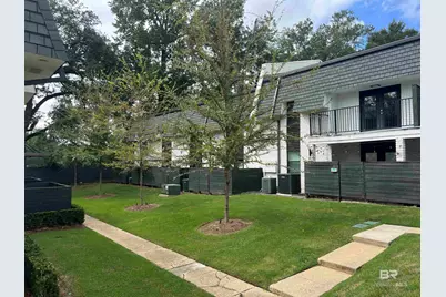 3655 Old Shell Road #211, Mobile, AL 36608 - Photo 17