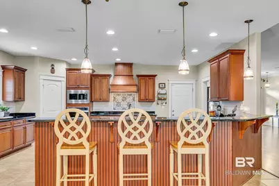 323 Wakefield Avenue, Fairhope, AL 36532 - Photo 15