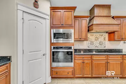 323 Wakefield Avenue, Fairhope, AL 36532 - Photo 19