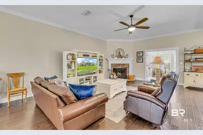 323 Wakefield Avenue, Fairhope, AL 36532 - Photo 5