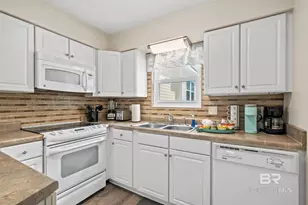 105 E 4th St, Gulf Shores, AL 36542 - Photo 11