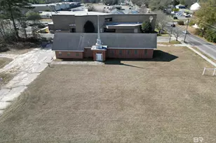 702 E Church St, Atmore, AL 36502 - Photo 5