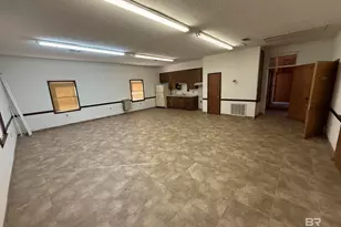 702 E Church St, Atmore, AL 36502 - Photo 9