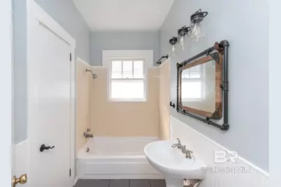 731 Jemison Street, Mobile, AL 36606 - Photo 11