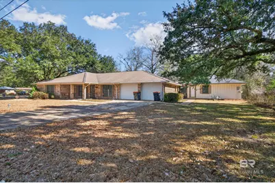 506 Clark Avenue, Bay Minette, AL 36507 - Photo 1