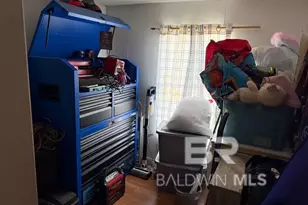 199 Robin Cir, Robertsdale, AL 36567 - Photo 3