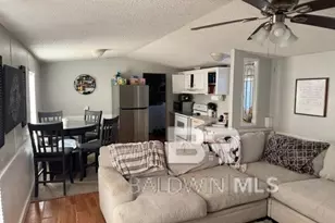 199 Robin Cir, Robertsdale, AL 36567 - Photo 5