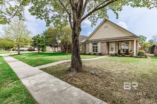 214 Hawthorne Cir, Fairhope, AL 36532 - Photo 29