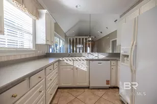 214 Hawthorne Cir, Fairhope, AL 36532 - Photo 9