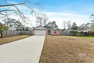 1403 N Day Ave, Bay Minette, AL 36507 - Photo 3