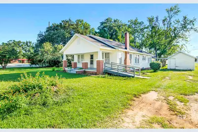 109 N Armstrong Avenue, Bay Minette, AL 36507 - Photo 1