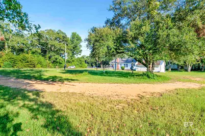 109 N Armstrong Avenue, Bay Minette, AL 36507 - Photo 23
