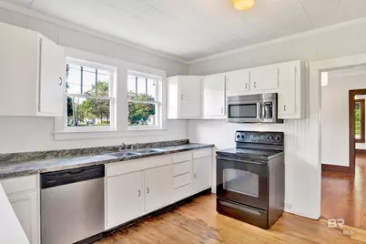 109 N Armstrong Avenue, Bay Minette, AL 36507 - Photo 11