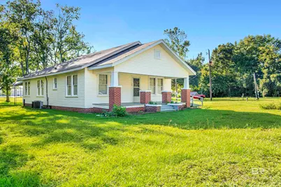 109 N Armstrong Avenue, Bay Minette, AL 36507 - Photo 3