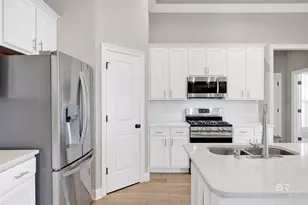 804 Connolly Av, Foley, AL 36535 - Photo 9