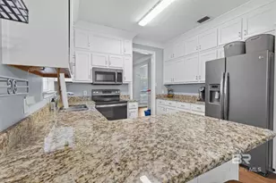 1112 Savannah Dr, Mobile, AL 36609 - Photo 9