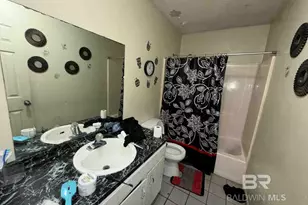 301 E Hickory St, Bay Minette, AL 36507 - Photo 9