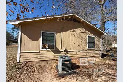 301 E Hickory Street, Bay Minette, AL 36507 - Photo 3