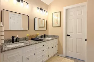 135 Lake Shore Dr, Daphne, AL 36526 - Photo 11