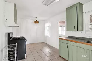 54 Nichols Ave, Fairhope, AL 36532 - Photo 5