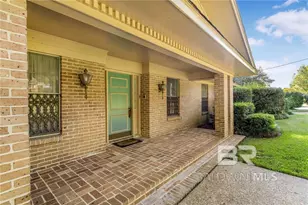 3951 N Byronell Dr, Mobile, AL 36693 - Photo 9