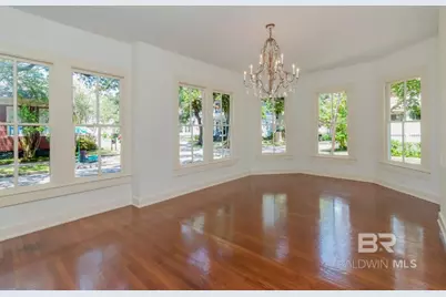 150 S Dearborn Street, Mobile, AL 36602 - Photo 17