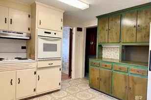 202 Williamson St, East Brewton, AL 36426 - Photo 13