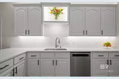 10527 Southside Loop, Fairhope, AL 36532 - Photo 9