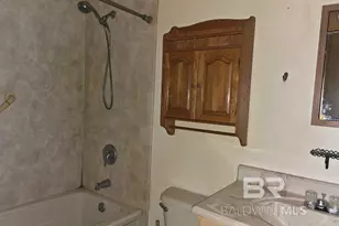 109 Cynthia St, East Brewton, AL 36426 - Photo 11