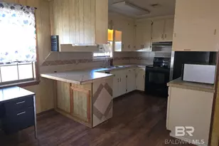 109 Cynthia St, East Brewton, AL 36426 - Photo 5