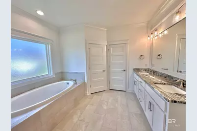 10250 Secretariat Boulevard, Daphne, AL 36526 - Photo 23