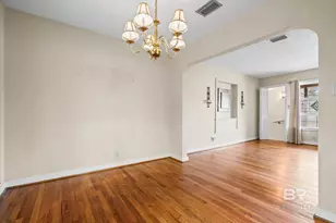 106 Esplanade Ave, Mobile, AL 36606 - Photo 5