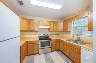 8564 Garden Cir, Fairhope, AL 36532 - Photo 9