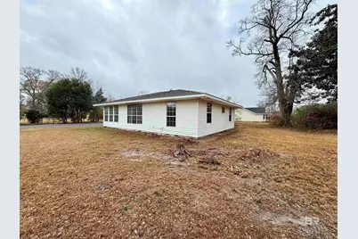 1213 N Pine Street, Foley, AL 36535 - Photo 3