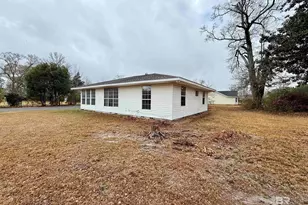 1213 N Pine St, Foley, AL 36535 - Photo 3