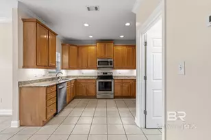 215 Savannah Cir, Foley, AL 36535 - Photo 9