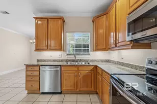 215 Savannah Cir, Foley, AL 36535 - Photo 11