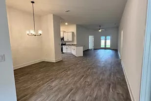 627 Mayflower Dr, Foley, AL 36535 - Photo 5