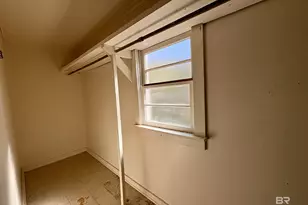 4060 Dickson Ln, Mobile, AL 36618 - Photo 11