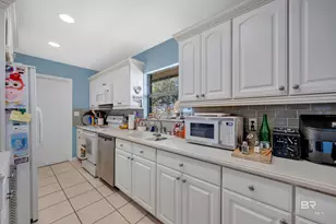 9462 Bay Vw Dr, Lillian, AL 36549 - Photo 15